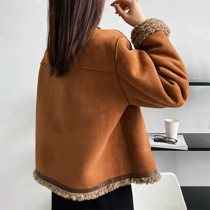 Amelia™ | Lammleder Jacke mit Knöpfen